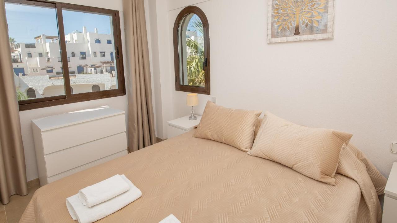 Lovely 2-Bed Apartment In Marina De La Duquesa Castillo de Sabinillas Exterior foto